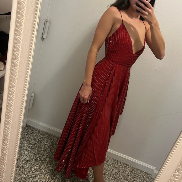 Lovers + Friends Midi Caterina Dress Beaded Embellished
Red Hi Low V Neck XS - Picture 9 of 9